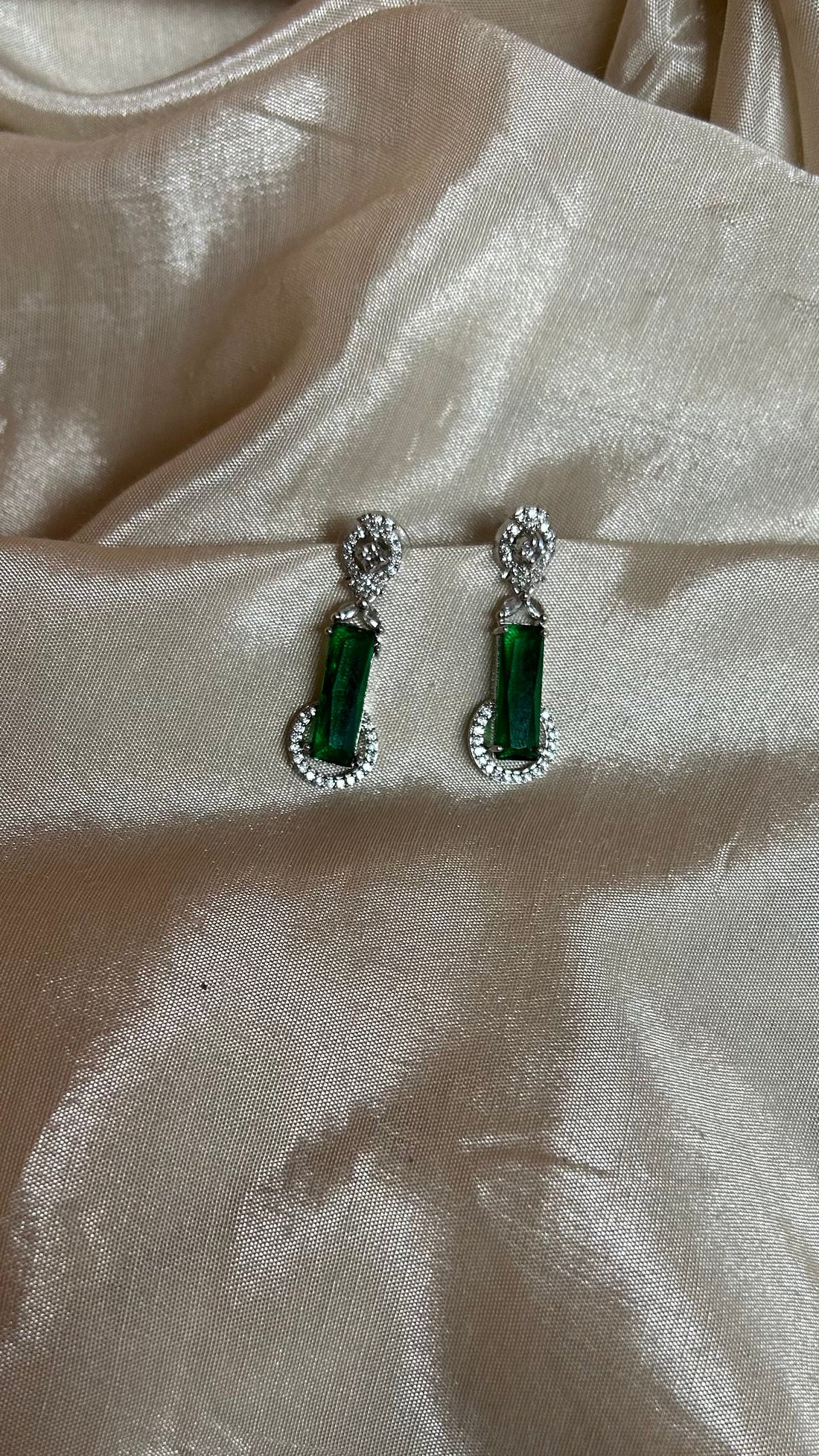 Green tab ear