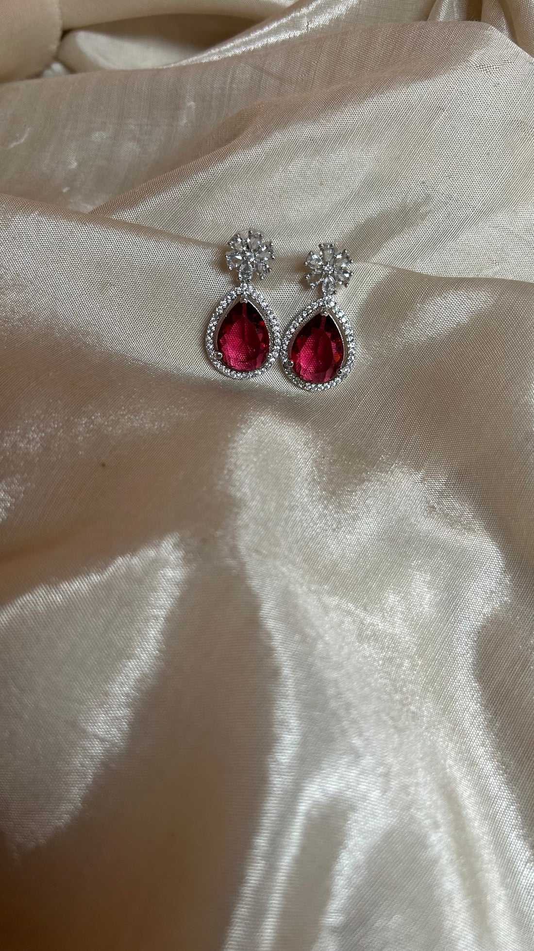 Pink drop ear