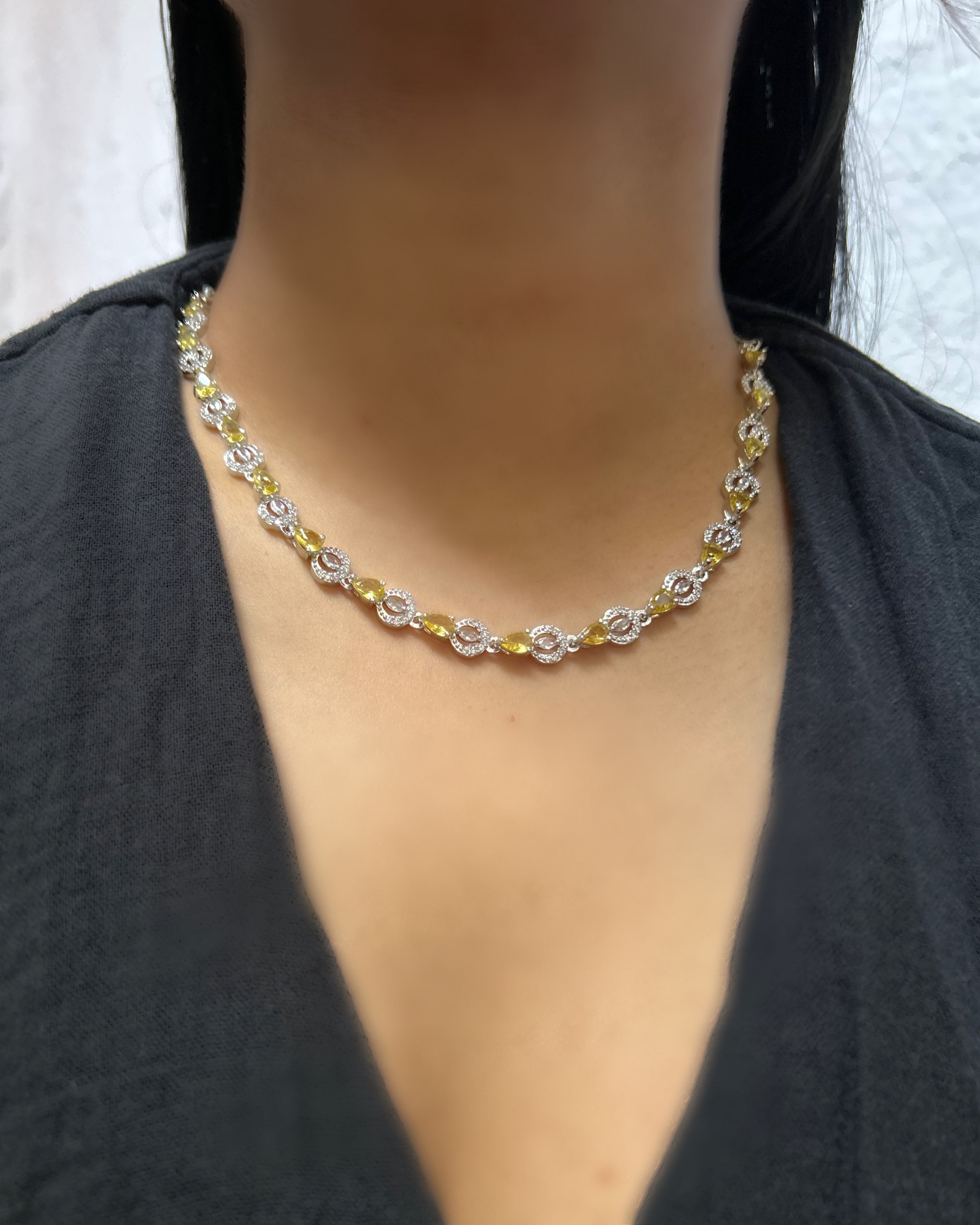 Mini classic neck